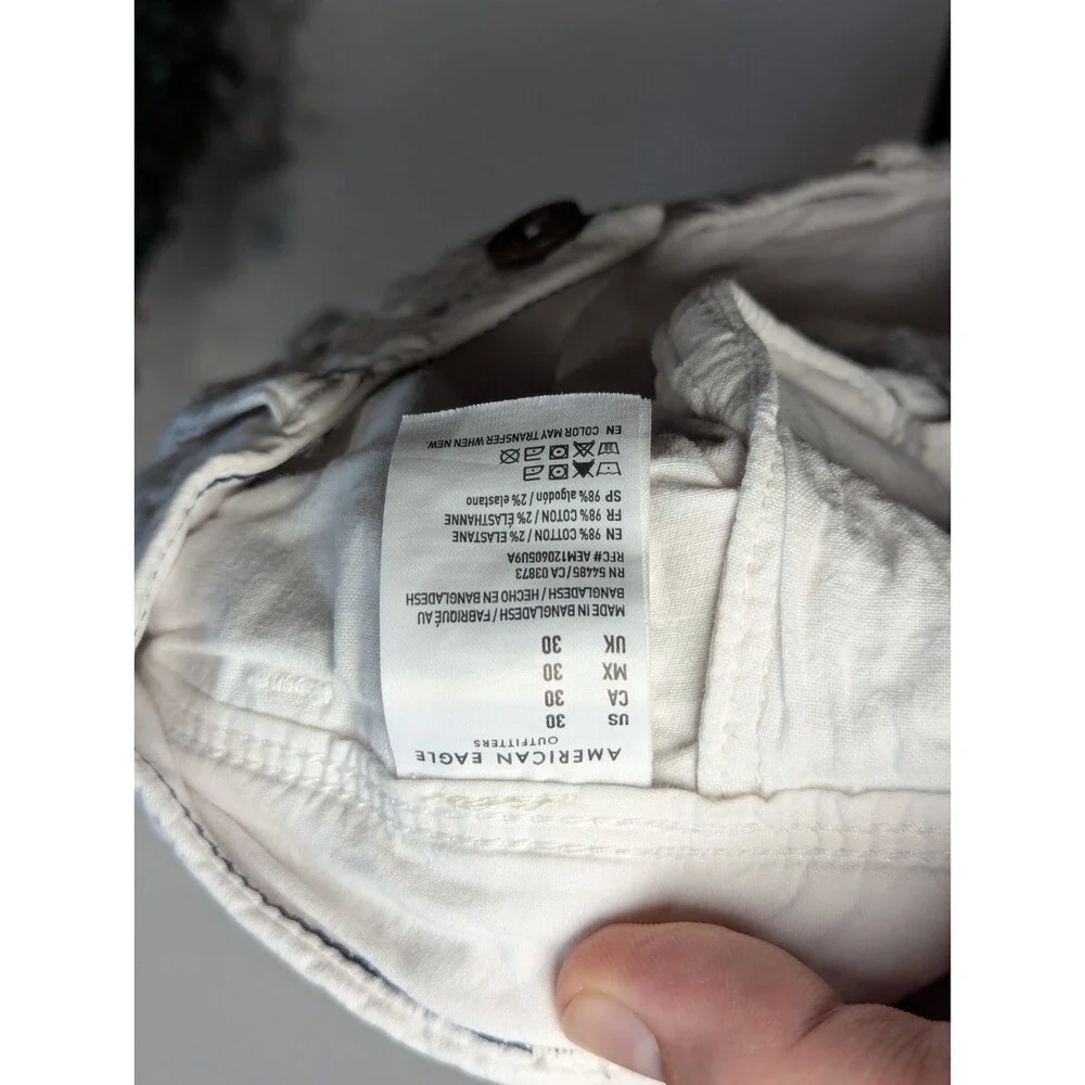 American Eagle Khaki Tan Next Level Slim Fit Flex Shorts Size 30